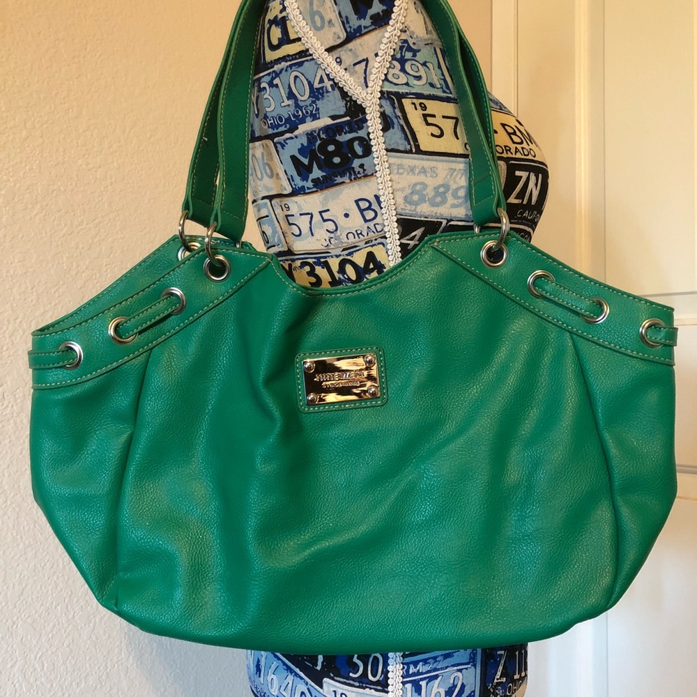 Green purse